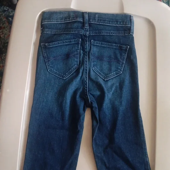 Abercrombie high-waist jeans with zippers at ankles - Picture 4 of 4